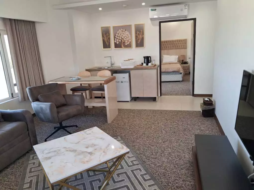 Alibaba https://cdn.alibaba.ir/ostorage/hotel-accommodation-images/692580b242794e78685ec27a_Vip  تراس دار طبقه چهارم (1).webp